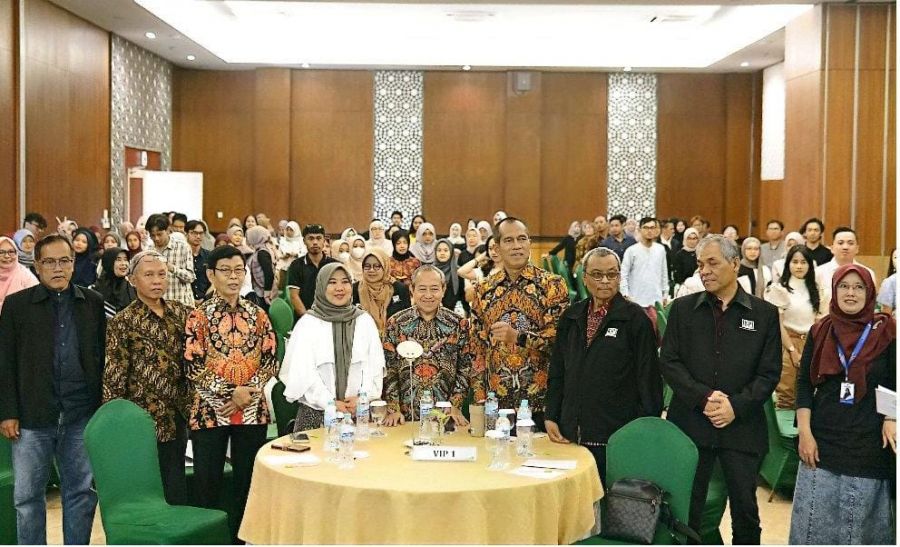 Akuntan Solo Raya di Persimpangan Jalan: Melawan atau Merangkul AI ?