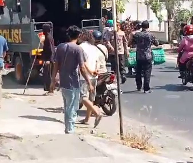 Anak Bergaya Punk Mabuk-Berkelahi di Wirun Sukoharjo, Sempat Serang Polisi