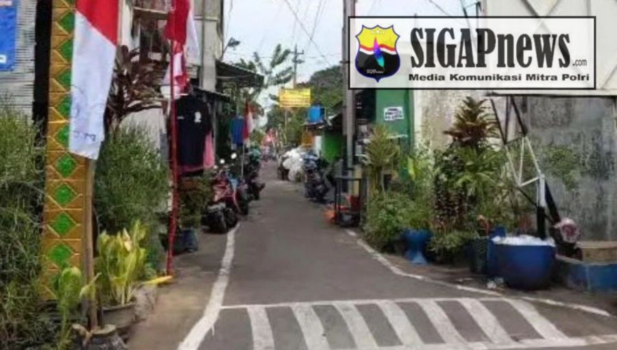 Breaking News! Densus 88 Geledah Warga Cemani Sukoharjo