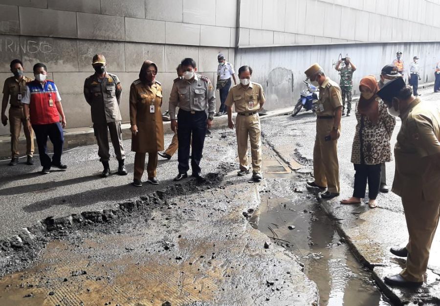 Bupati Sukoharjo Sempatkan Diri Tinjau Lokasi Perbaikan Underpass Makamhaji