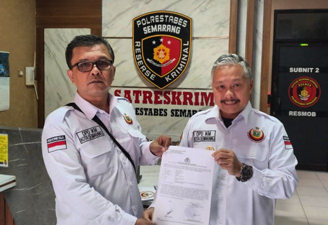 Gelombang Protes Makin Meluas, Abu Janda Kini Dilaporkan DPD IKM Kota Semarang Ke Polresta