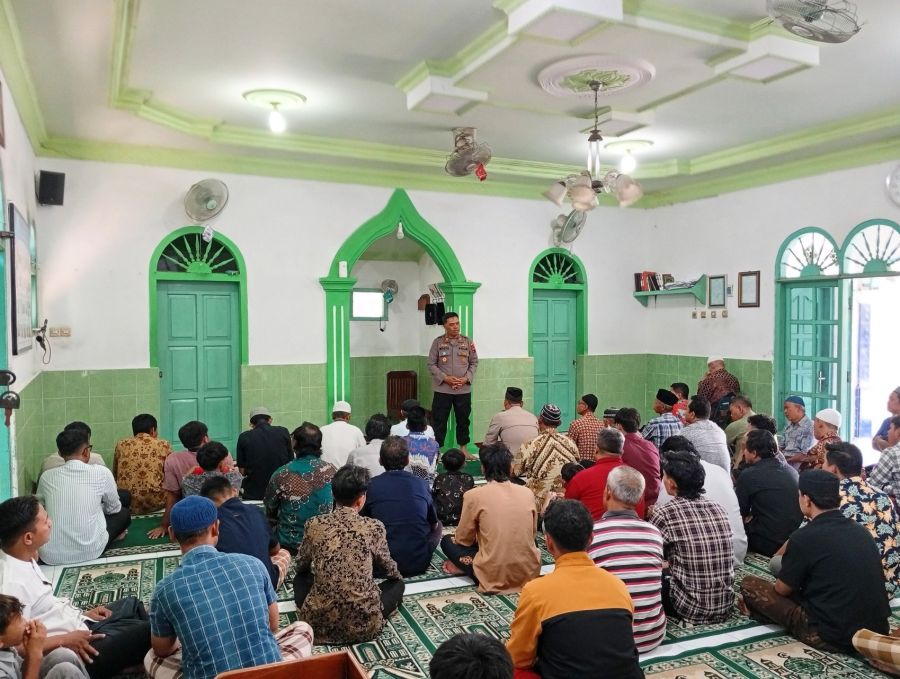 Jum'at Curhat Kapolsek Pedan, AKP Nyoto Dorong Warga Aktif Jaga Kamtibmas
