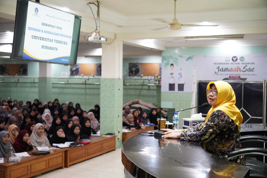 Ponpes Al Ubaidah Kertosono Dorong Santri Berpendidikan Lebih Tinggi