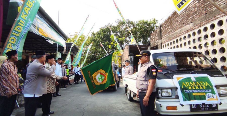 Senkom Mitra Polri Klaten Bantu Kelancaran dan Pengamanan Acara LDII Berbagi Sembako Gratis
