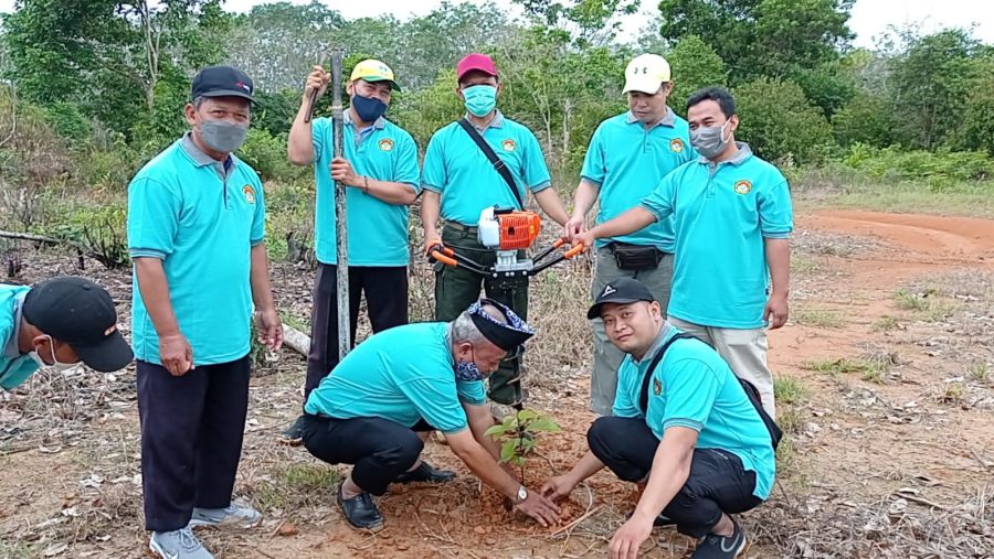 Tingkatkan Kualitas Oksigen, LDII Jambi Tanam 1.500 Pohon Produktif